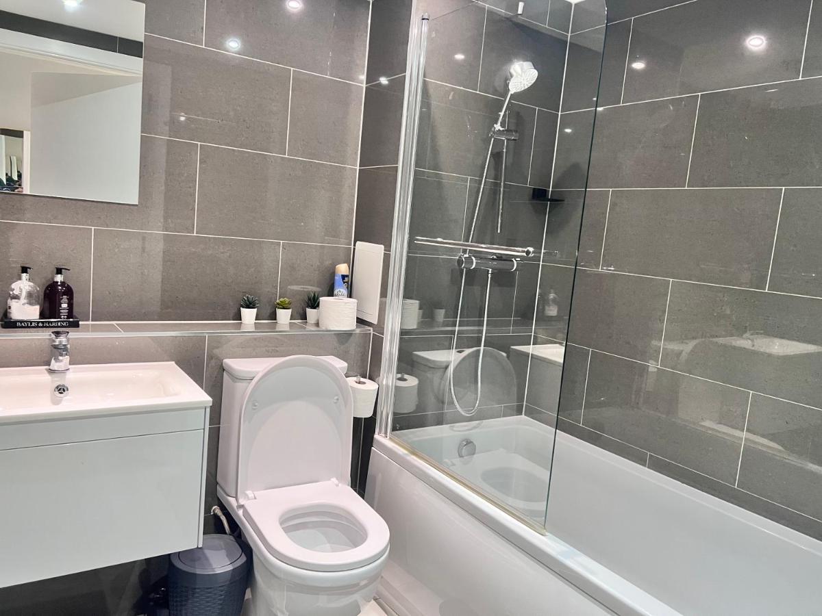 Elegant 3Br 2Bath Flat In Canary Wharf - O2 -Excel Londres Extérieur photo